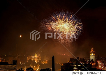Fireworks over Edinburgh Castle with view of the city. Finale of Edinburgh International Festival in United Kingdom. Fireworks over Edinburgh Castle with view of the city. Finale of Edinburgh International Festival in United Kingdom. 109667510