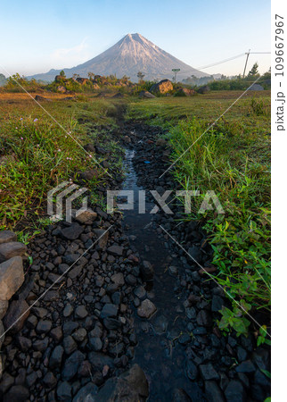 Mount Semeru, Indonesia 109667967