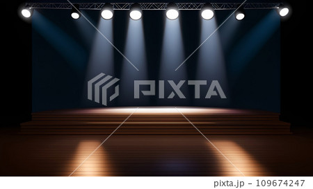 スポットライトに照らされたステージ 109674247