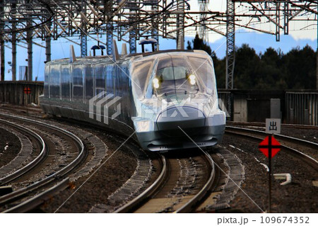 未来へ向けて駆け抜ける!! ALFA-X『E956系』高速運転試験電車… 那須塩原駅にて 未来へ向けて駆け抜ける!! ALFA-X『E956系』高速運転試験電車… 那須塩原駅にて 109674352