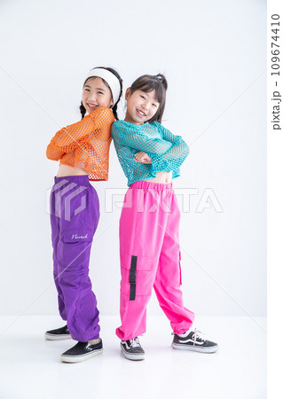 笑顔のキッズダンサー　kids dancer 109674410