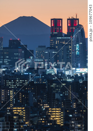 新宿副都心のマジックアワー 109677043
