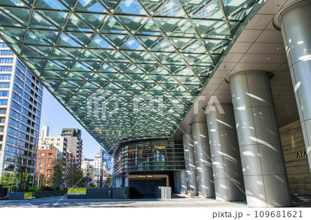 東京都港区　麻布台ヒルズ森JPタワー　エントランス 109681621