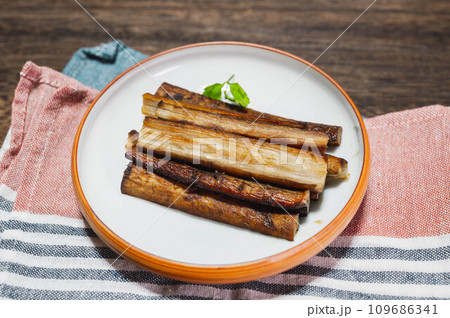 ごぼうの煮物 109686341