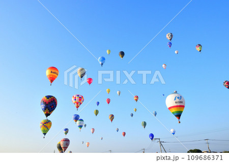 熱気球・バルーン 熱気球・バルーン 109686371