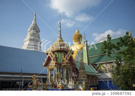 THAILAND THONBURI BIG BUDDHA WATKHUN CHAN 109687392