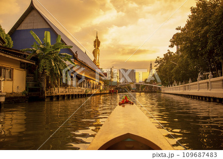 THAILAND BANGKOK THONBURI BIG BUDDHA THAILAND BANGKOK THONBURI BIG BUDDHA 109687483