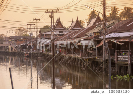 THAILAND AMPHAWA MAE KLONG RIVER THAILAND AMPHAWA MAE KLONG RIVER 109688180