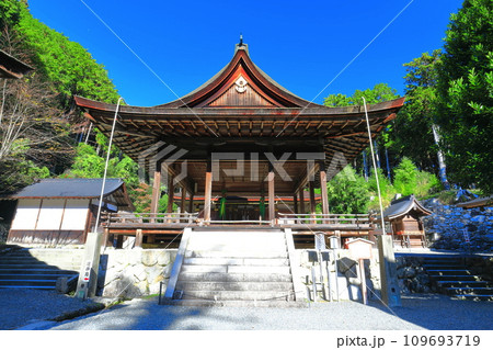 【滋賀県】晴天の日吉大社(東本宮) 【滋賀県】晴天の日吉大社(東本宮) 109693719