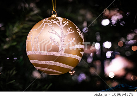 クリスマスの函館のベイエリア 109694379