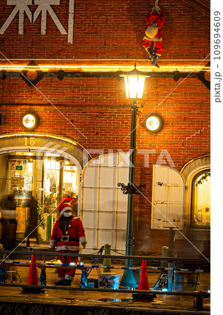 北海道　函館　クリスマスの風景 109694609