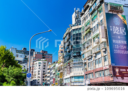 台湾 台北の街並み 台湾 台北の街並み 109695016