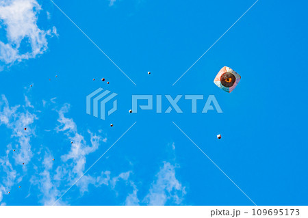 台湾 十份老街の風景 台湾 十份老街の風景 109695173