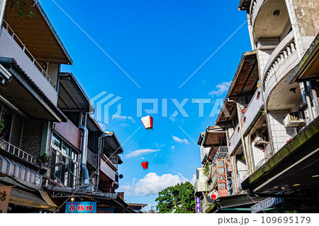 台湾 十份老街の風景 台湾 十份老街の風景 109695179