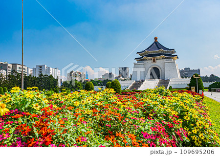 台湾 国立中正紀念堂の風景 台湾 国立中正紀念堂の風景 109695206