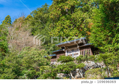 京都市右京区　北朝初代光厳天皇　山国陵　第百二代後花園天皇　後山国陵 109696069