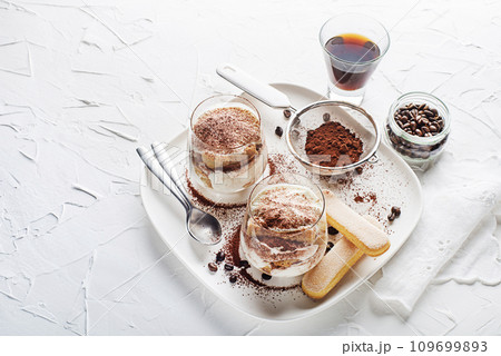 Tiramisu 109699893