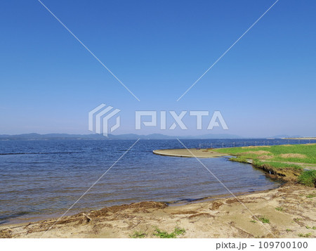 島根県出雲市より望む宍道湖 109700100