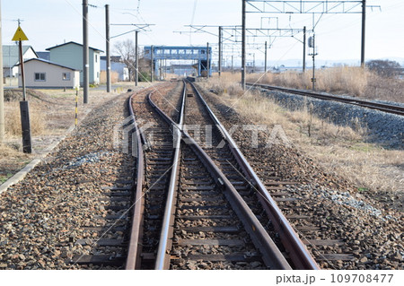 鉄道線路の分岐ポイント 109708477