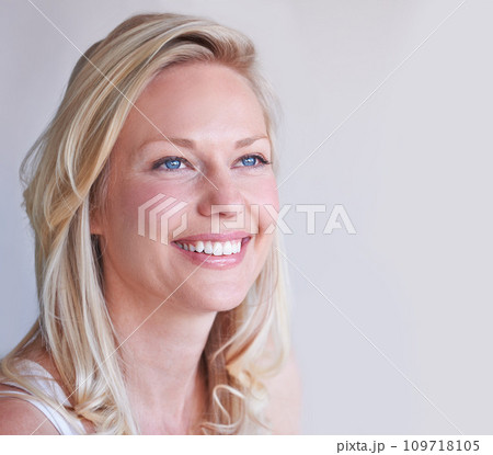 Thinking, happy and a young woman with smile for idea, vision and memory with mockup space. Face, female person and excitement emoji for future, contemplating or planning on a white background Thinking, happy and a young woman with smile for idea, vision and memory with mockup space. Face, female person and excitement emoji for future, contemplating or planning on a white background 109718105
