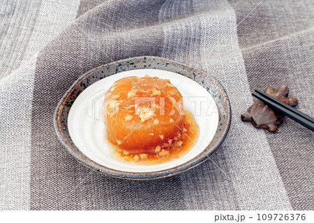 そぼろあんかけの大根の煮物 そぼろあんかけの大根の煮物 109726376