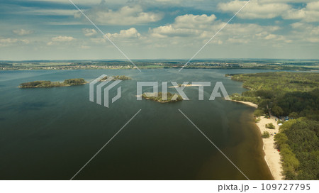 Zaslavskoe reservoir or the Minsk Sea near the city of Minsk. Belarus 109727795