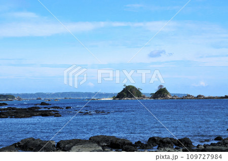 双島(田子の海岸)　【和歌山県東牟婁郡串本町】 109727984