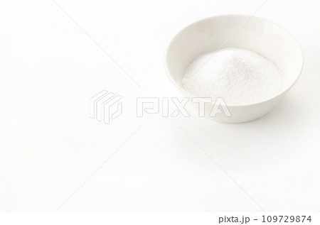 重曹 109729874