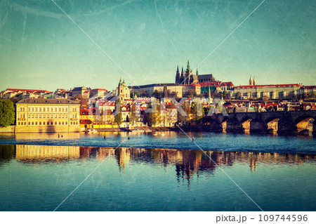 View of Mala Strana and Prague castle over Vltava river 109744596