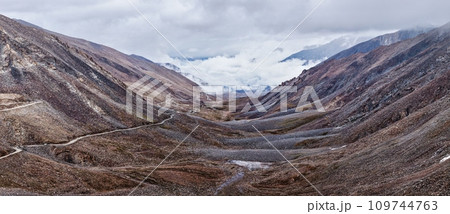 Himalayan landscape with road, Ladakh, India 109744763