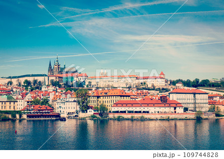 View of Charles bridge over Vltava river and Gradchany 109744828