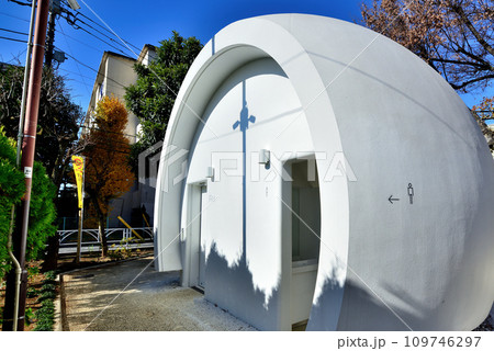 渋谷区 七号通り公園トイレの風景 渋谷区 七号通り公園トイレの風景 109746297