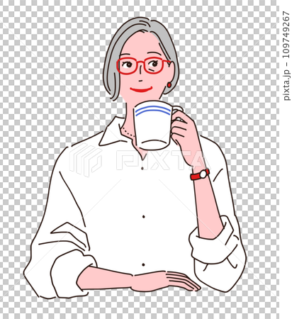 一位時尚的資深女性正在喝咖啡 109749267