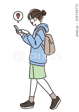 スマホでマップを見る若い女性 109749775