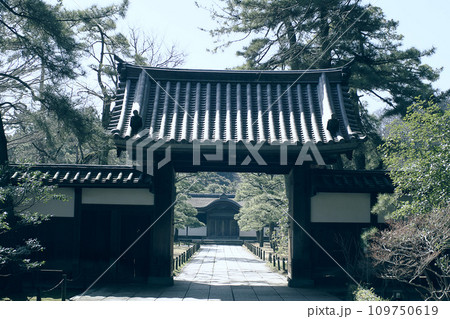 門 109750619