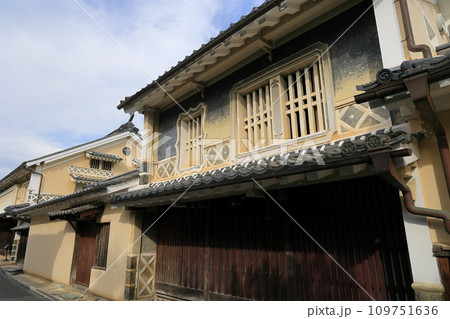 レトロな町並みが残る愛媛県内子町 109751636