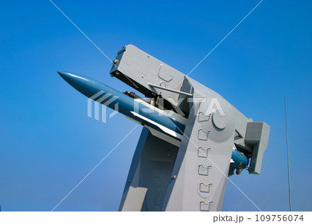 海上自衛隊の護衛艦に搭載された対空ミサイル 109756074
