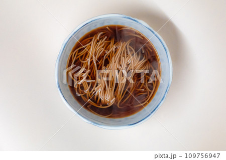 トッピング無しのかけ蕎麦 109756947