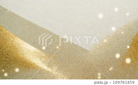 和紙に輝く金箔が貼られた背景デザイン（AI生成画像） 109761859