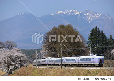 E351系　特急「スーパーあずさ」　中央本線 109766374