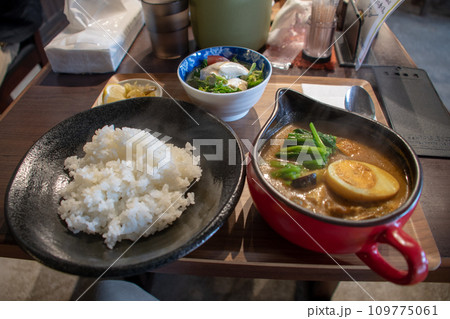 日本遺産ジャパンレッド 岡山県高梁市成羽町吹屋 吹屋ふるさと村のスープカレーの店 つくし 日本遺産ジャパンレッド 岡山県高梁市成羽町吹屋 吹屋ふるさと村のスープカレーの店 つくし 109775061