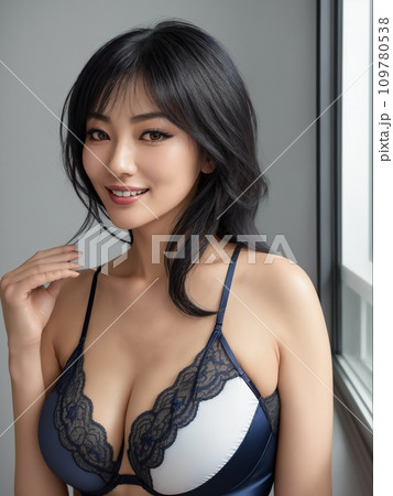 ランジェリーの女性 ランジェリーの女性 109780538