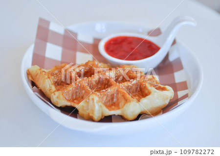 croffle or waffle or croissant , French croissant or French bread with sugar 109782272