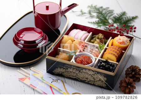 おせち料理 109782826
