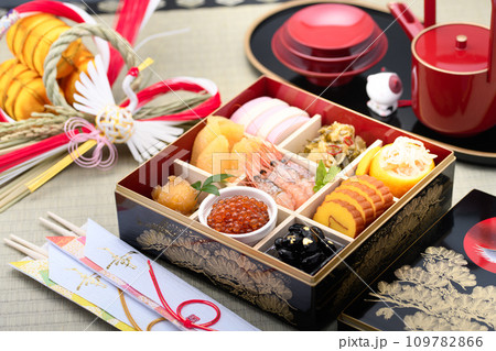 おせち料理 109782866