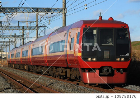 特急きぬがわ・253系1000番台 109788176