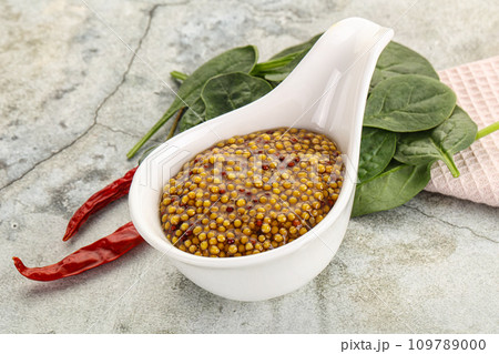 Spicy grain mustard sauce dip 109789000