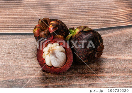 Tropical exotic purple sweet mangosteen 109789320