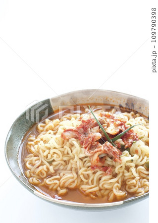 キムチラーメン 109790398