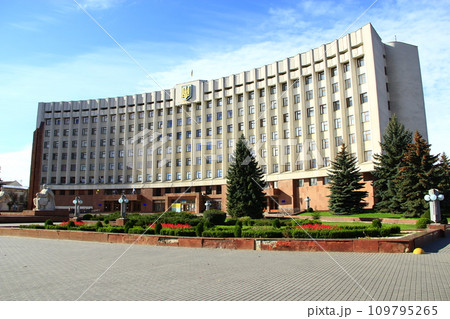 Ivano-Frankivsk region state administration Ivano-Frankivsk region state administration 109795265